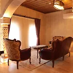 Hira Cave غوريمِيه