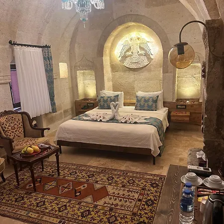 Hira Cave 5* גורמה