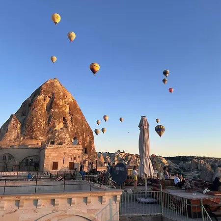 Hira Cave Göreme