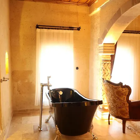Otel Hira Cave 5*