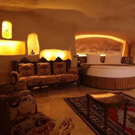 Hira Cave غوريمِيه