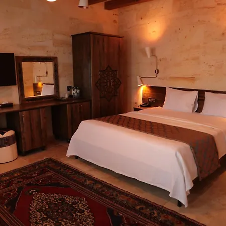 Hira Cave Otel