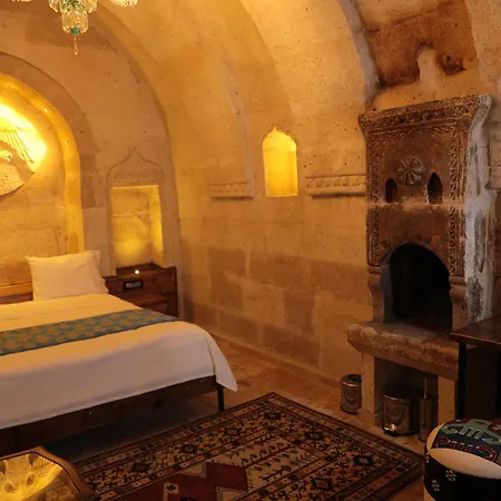 Hira Cave غوريمِيه